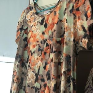 Lularoe carly